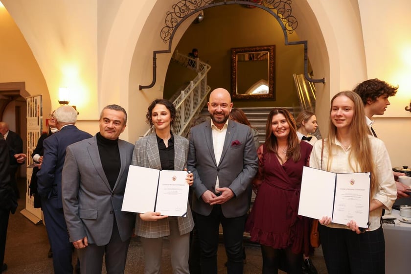 Uroczystość wręczenia dyplomów laureatom Studenckiego Programu Stypendialnego. Wrocław, 21 lutego 2024