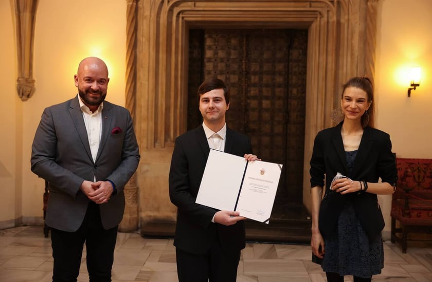 Uroczystość wręczenia dyplomów laureatom Studenckiego Programu Stypendialnego. Wrocław, 21 lutego 2024