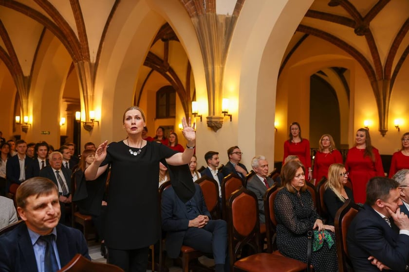 Uroczystość wręczenia dyplomów laureatom Studenckiego Programu Stypendialnego. Wrocław, 21 lutego 2024