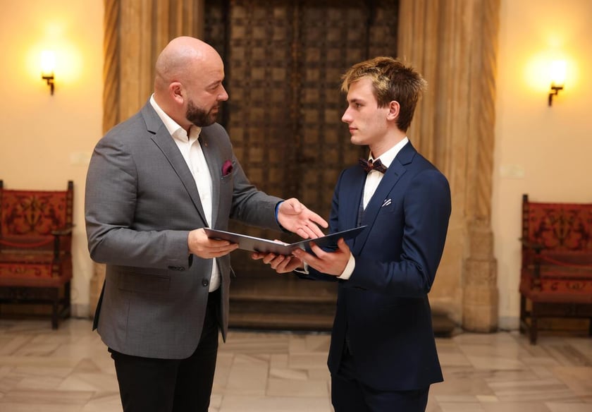 Uroczystość wręczenia dyplomów laureatom Studenckiego Programu Stypendialnego. Wrocław, 21 lutego 2024