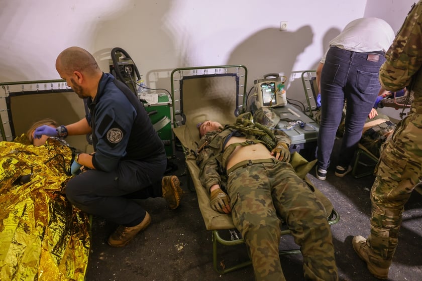 Ćwiczenia w szkole oficerskiej realizowano na podstawie doświadczeń z frontu w Ukrainie