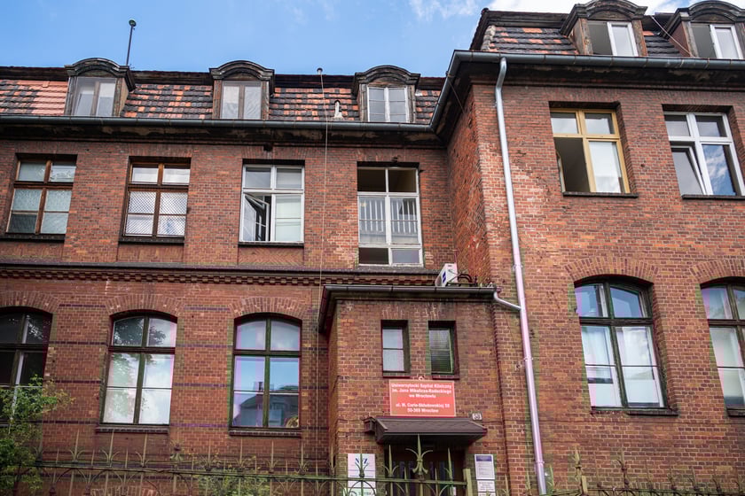 Klinika USK przy ul. Chałubińskiego 1