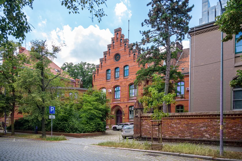 Klinika USK przy ul. Pasteura 4