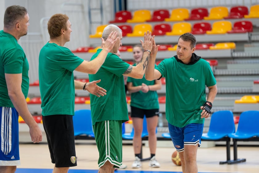 Charytatywny mecz w hali AWF-u przy Paderewskiego, 18 października 2024