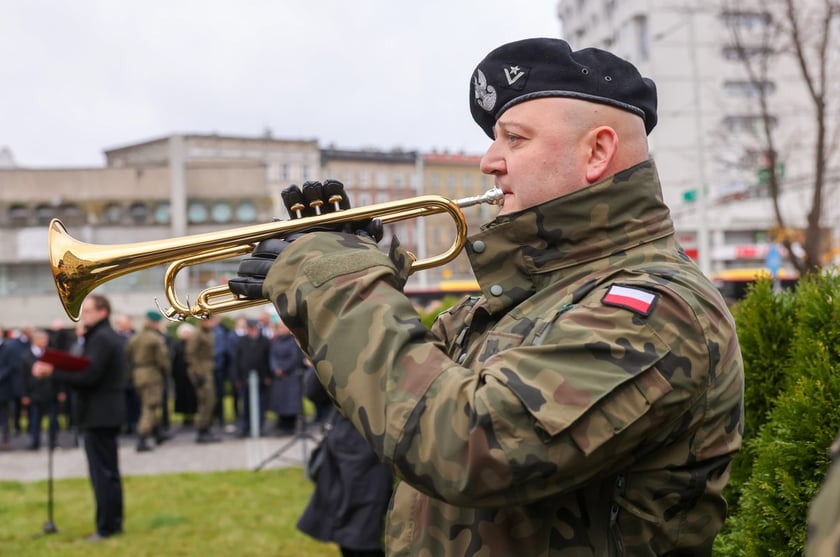 Uroczystość pod pomnikiem Martyrologii Profesorów Lwowskich