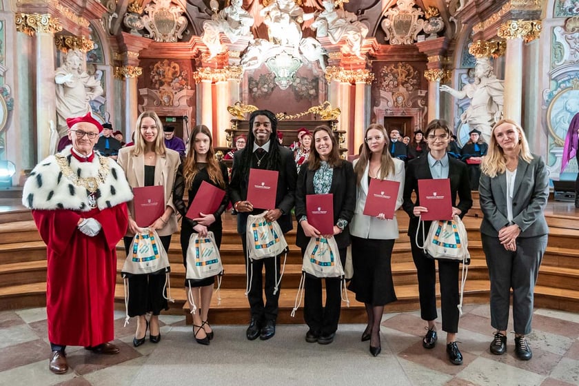 Uroczystość Święta Uniwersytetu Medycznego we Wrocławiu w Auli Leopoldyńskiej