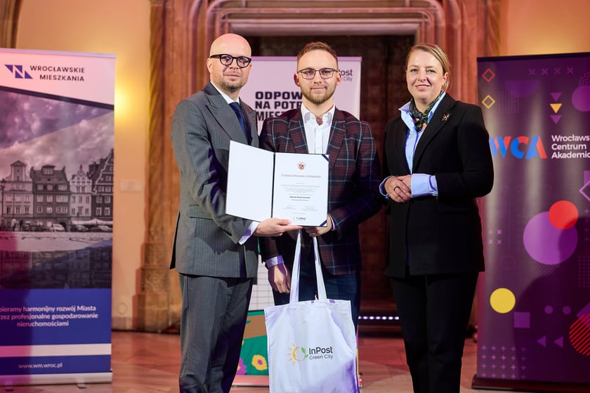 Uroczystość wręczenia stypendiów dla młodych naukowców we wrocławskim Ratuszu