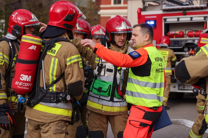 Ćwiczenia służb ratunkowych terenie Starego Kampusu Uniwersytetu Medycznego we Wrocławiu