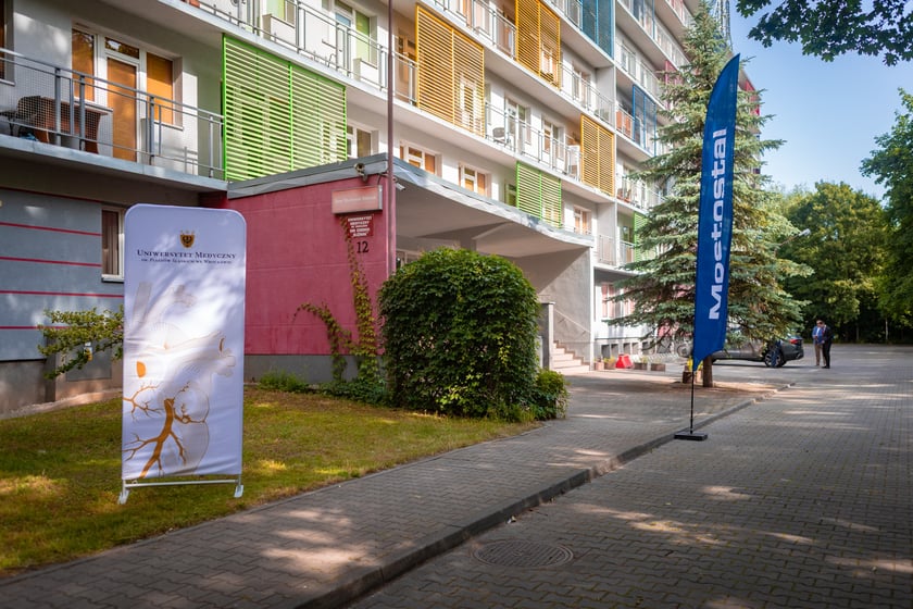 Modernizacja domu studenckiego Bliźniak. Zdjęcia budynku i wnętrz przed rozpoczęciem remontu