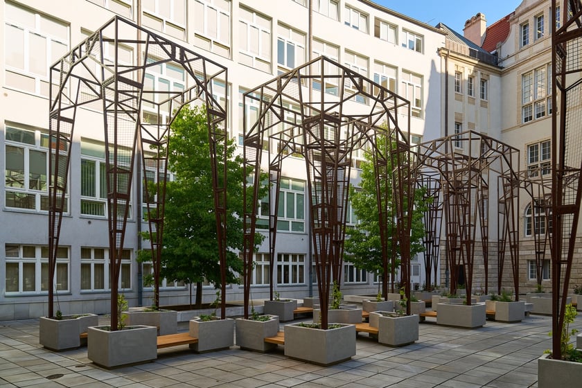 Dziedziniec w gmachu głównym Politechniki Wrocławskiej po modernizacji
