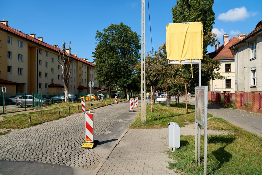 Początek przebudowy Koszarowej, wrzesień 2025