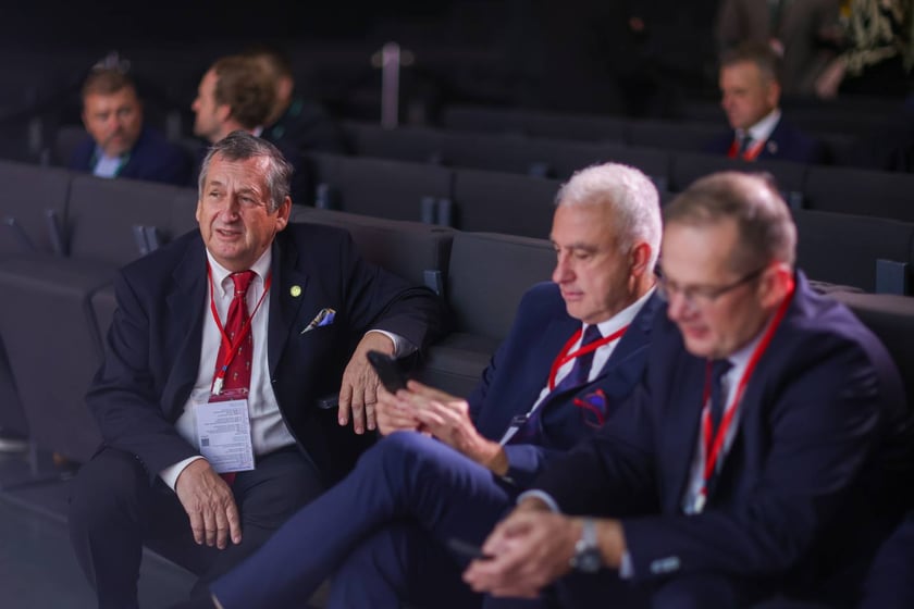 Uczestnicy XIII Zjazdu Polskiego Towarzystwa Chirurgii Ręki oraz III Zjazdu Polskiego Towarzystwa Terapii Ręki.