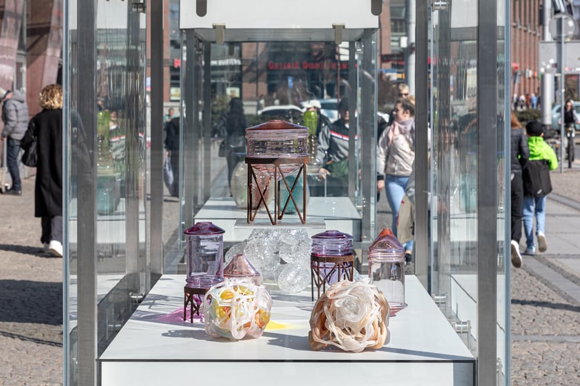 Gabloty przy ul. Oławskiej - Glass On