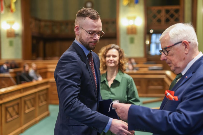 Uroczystość wręczenia miejskich stypendiów w Ratuszu - 25 marca