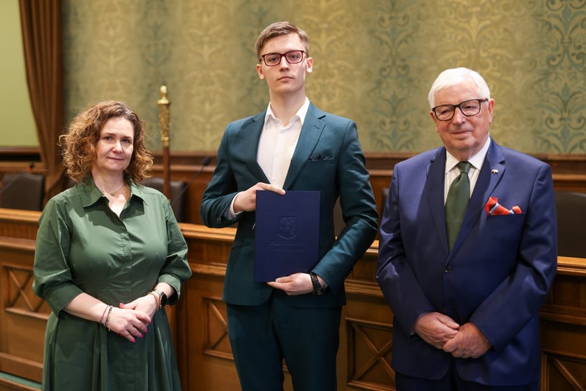 Uroczystość wręczenia miejskich stypendiów w Ratuszu - 25 marca