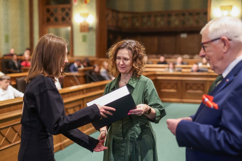 Uroczystość wręczenia miejskich stypendiów w Ratuszu - 25 marca