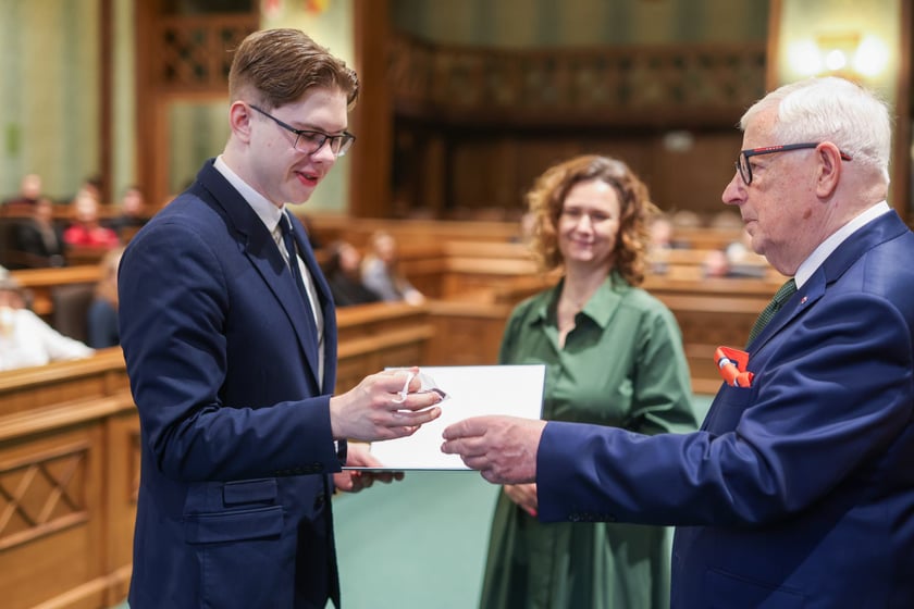 Uroczystość wręczenia miejskich stypendiów w Ratuszu - 25 marca