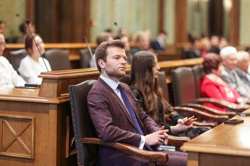 Uroczystość wręczenia miejskich stypendiów w Ratuszu - 25 marca