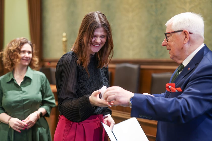 Uroczystość wręczenia miejskich stypendiów w Ratuszu - 25 marca