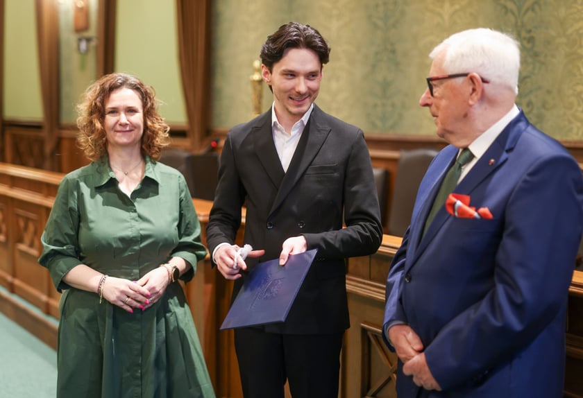 Uroczystość wręczenia miejskich stypendiów w Ratuszu - 25 marca