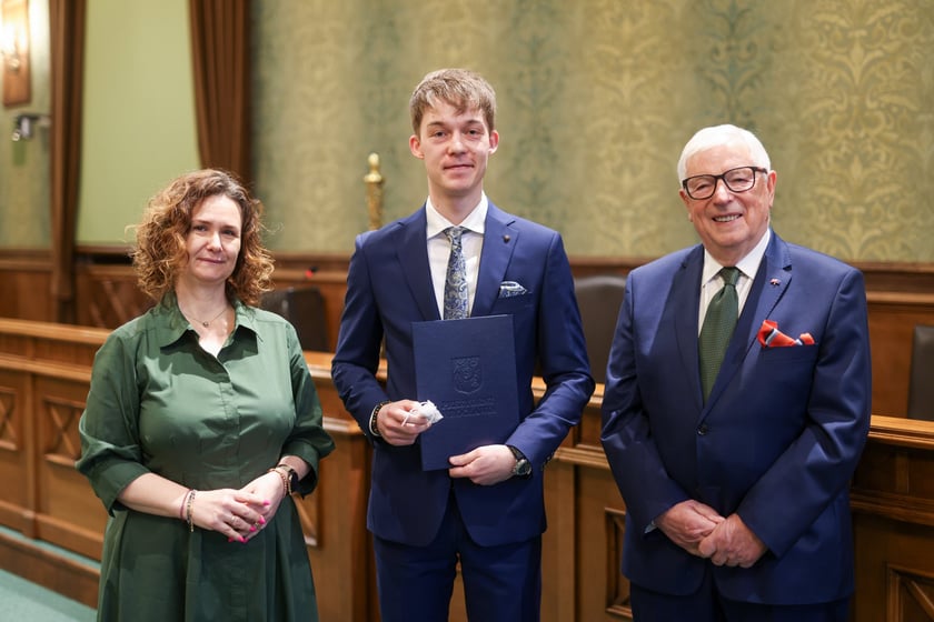 Uroczystość wręczenia miejskich stypendiów w Ratuszu - 25 marca