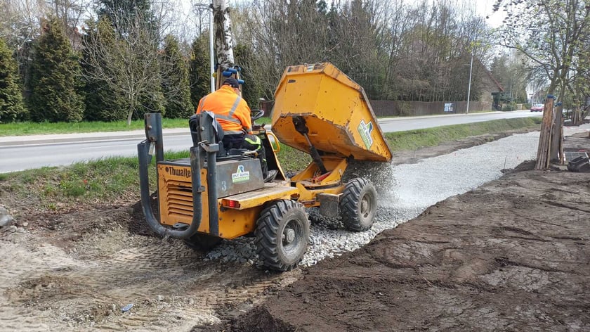 Budowa brakującego odcinka chodnika na ul. Kurpiów na Ołtaszynie.