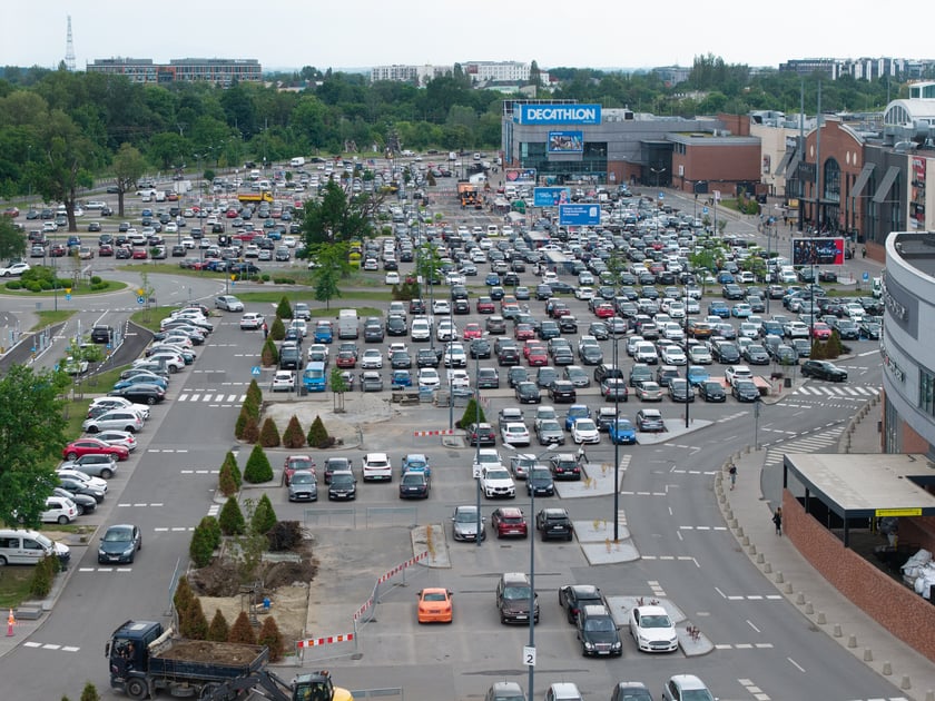 Od 1 czerwca obowiązują opłaty za parkowanie pod centrum handlowym Magnolia Park