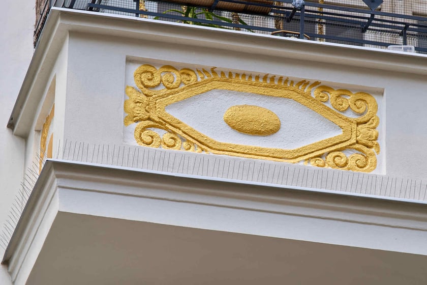 Kamienica przy ul. Żeromskiego 52 po remoncie elewacji.