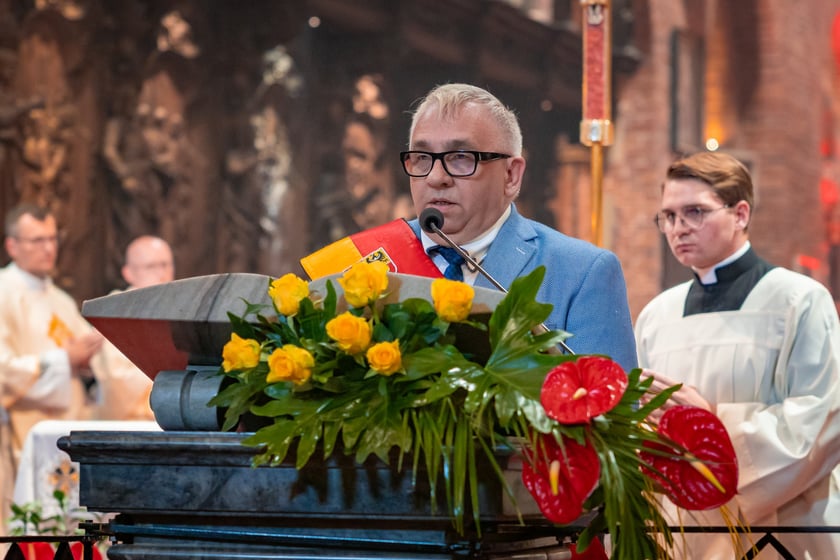 Msza Święta w katedrze w intencji mieszkańców Wrocławia, której przewodniczył arcybiskup Józef Kupny