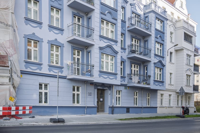 Elewacja kamienicy przy ul. Kurkowej 61-63.