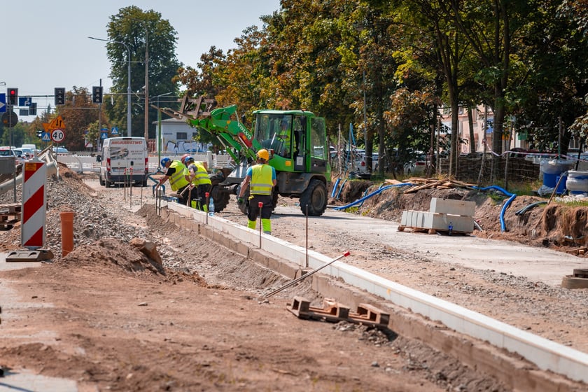 Przebudowa ul. Gajowickiej na odcinku Między Al. Hallera a ul. Zaporoską, 3 sierpnia 2026 r.