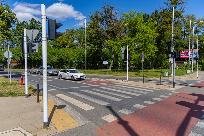 Ul. Sucha - widok od strony skrzyżowania z Hubską i Pułaskiego.