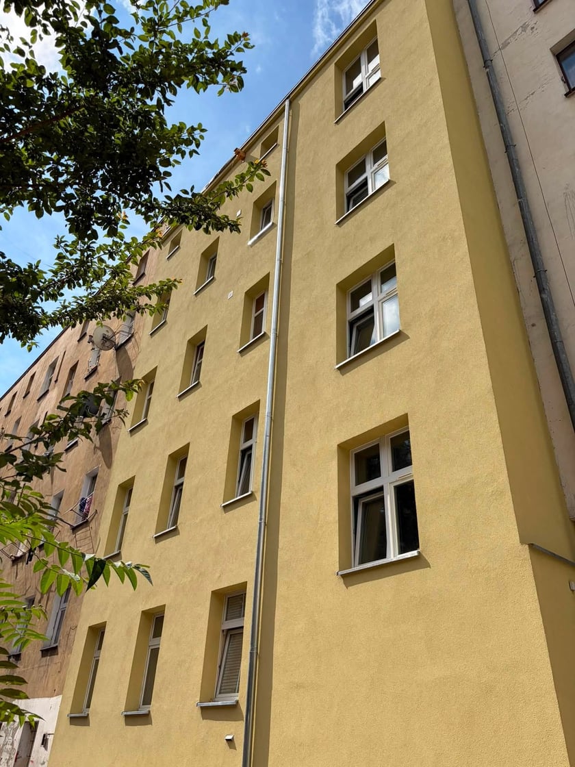 Remont kamienicy przy ul. Żeromskiego 5 zbliża się do końca.