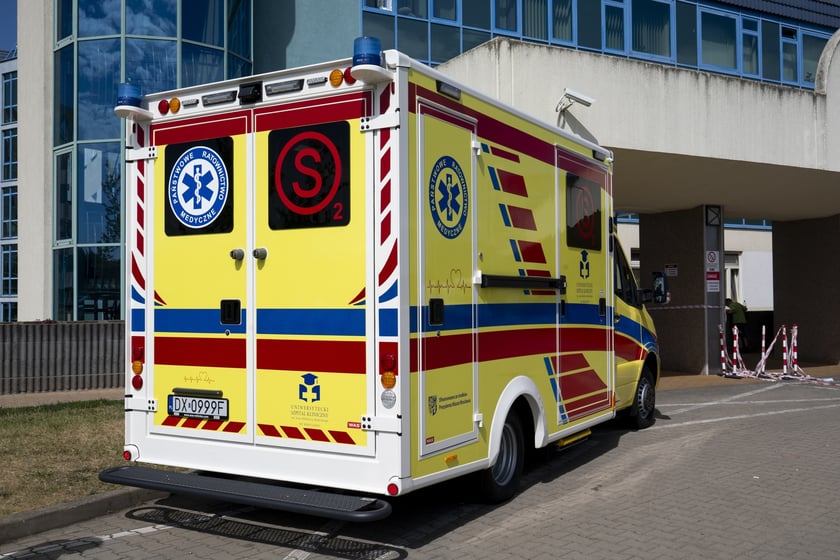 Świetnie wyposażony ambulans Shock Team został przekazany lekarzom z Uniwersyteckiego Szpitala Klinicznego