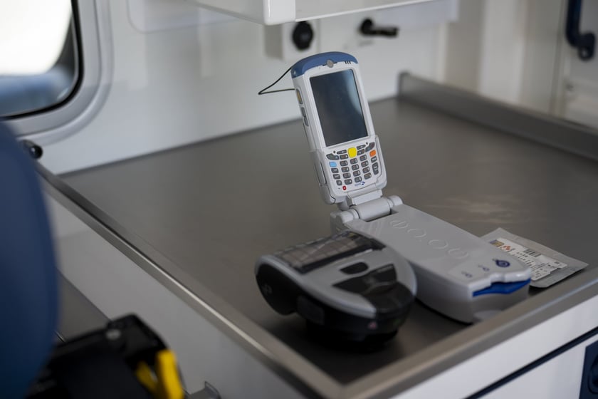 Świetnie wyposażony ambulans Shock Team został przekazany lekarzom z Uniwersyteckiego Szpitala Klinicznego