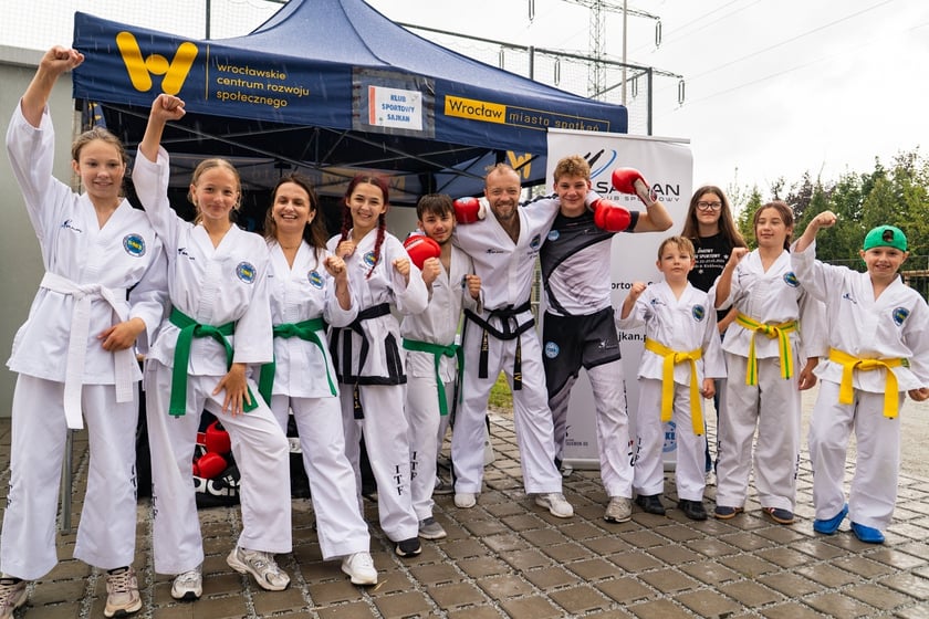 Piknik z okazji otwarcia Zespołu Szkolno-Przedszkolnego nr 27 przy ulicy Zwycięskiej