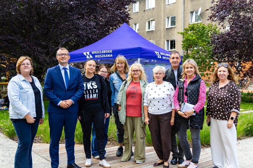 Piknik z okazji otwarcia podwórka przy Łące Mazurskiej we Wrocławiu