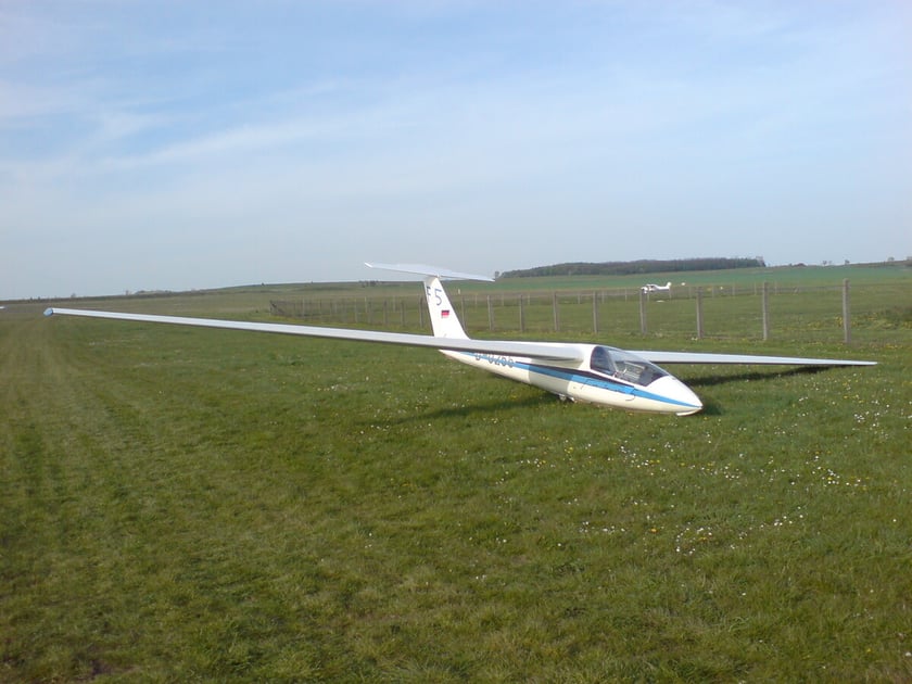 szybowiec-szd-32-a-foka-5-fot-scumi-wiki