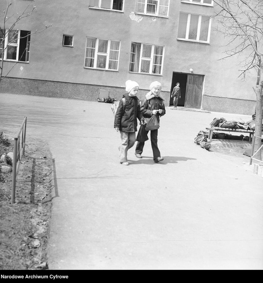 <p>Uczniowie, rok 1980</p>