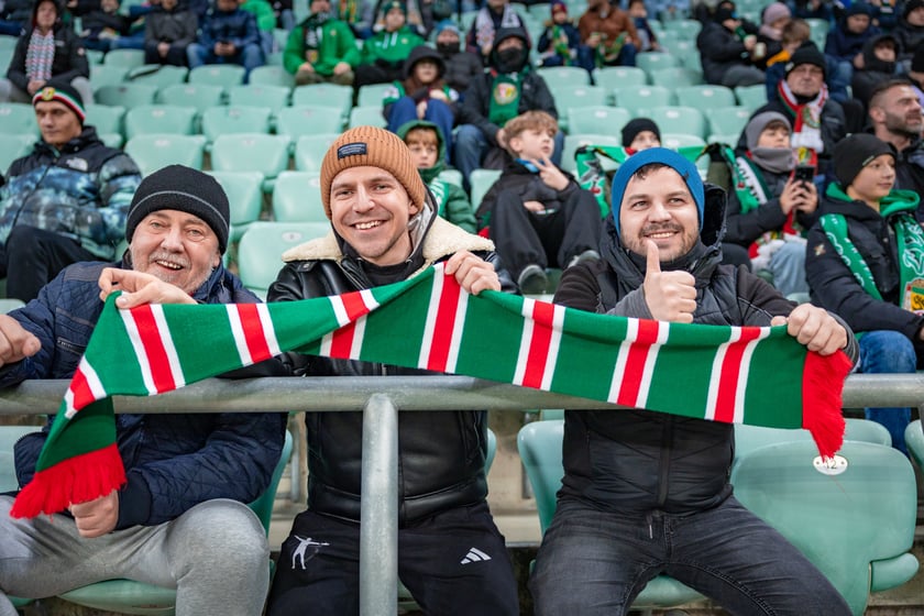 Kibice na meczu Śląska Wrocław z Rakowem Częstochowa.