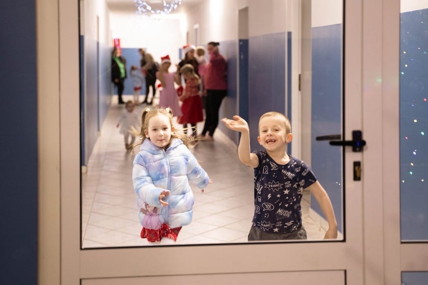 Mikołajki w Domu Samontej Matki przy ul. Reymonta we Wrocławiu. Grudzień 2025