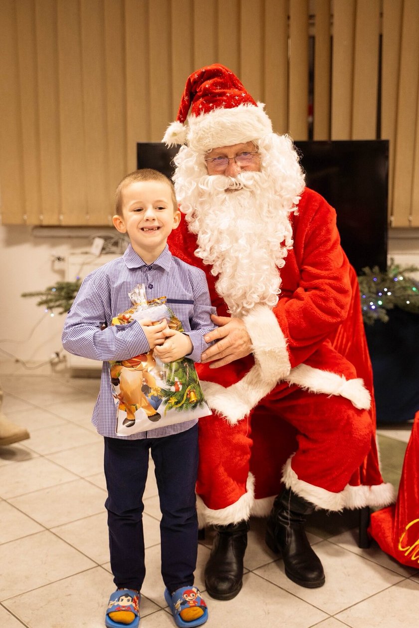 Mikołajki w Domu Samontej Matki przy ul. Reymonta we Wrocławiu. Grudzień 2025