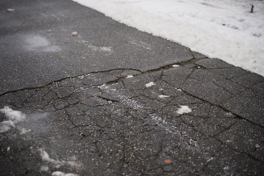 Ścieżka rowerowa na Alei Piastów na Oporowie