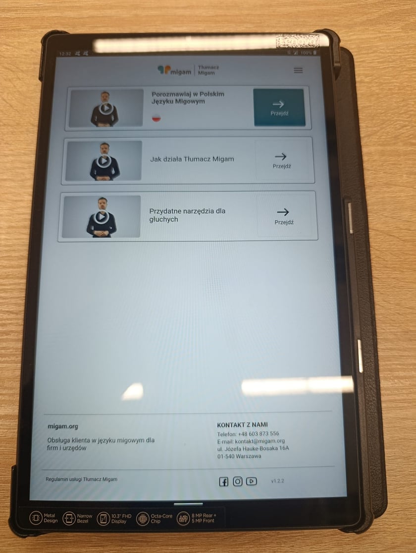 Tablet do tłumaczeń na język migowy
