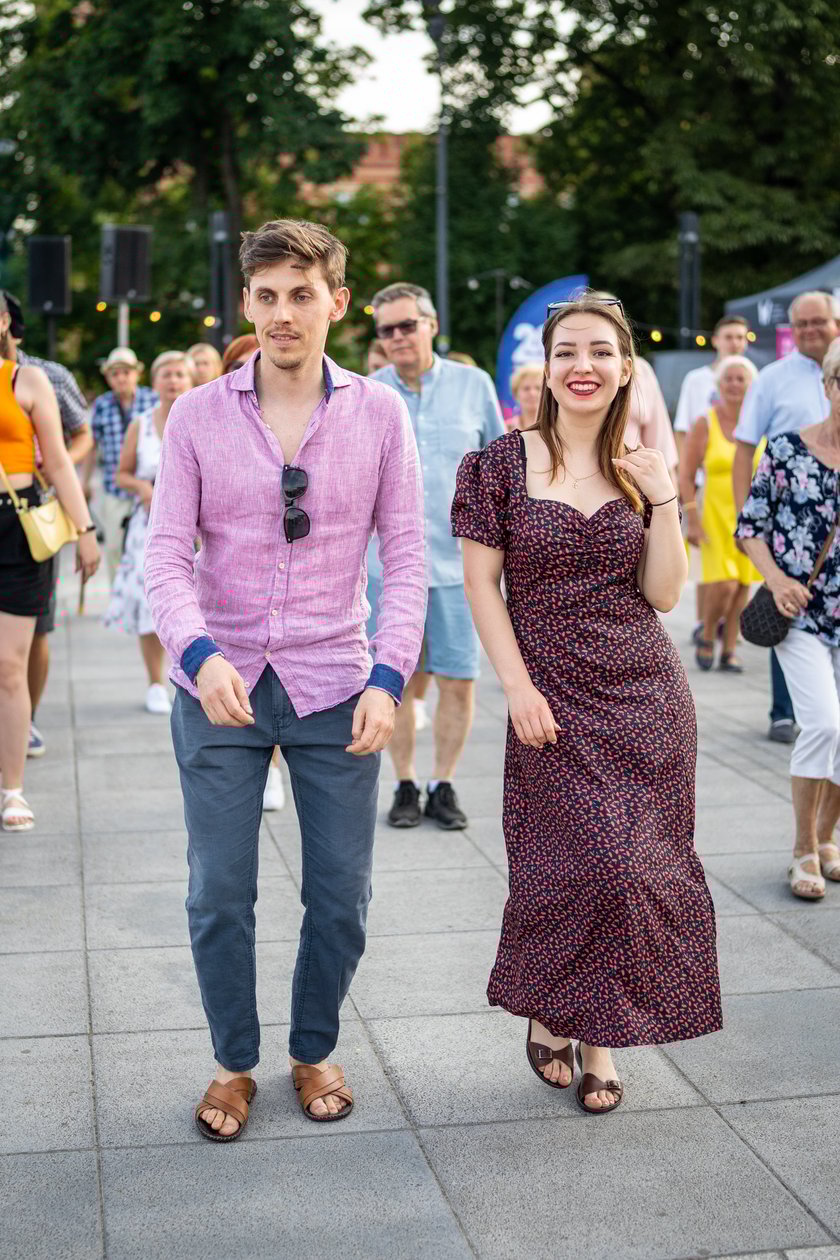 Pl. Wolności stał się wielkim tanecznym parkietem we Wrocławiu, 25.06.2022 r.