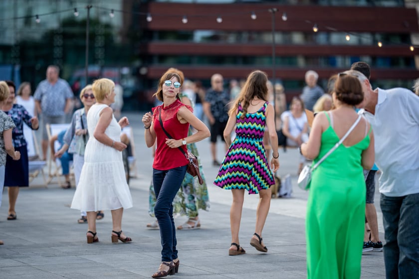 Pl. Wolności stał się wielkim tanecznym parkietem we Wrocławiu, 25.06.2022 r.