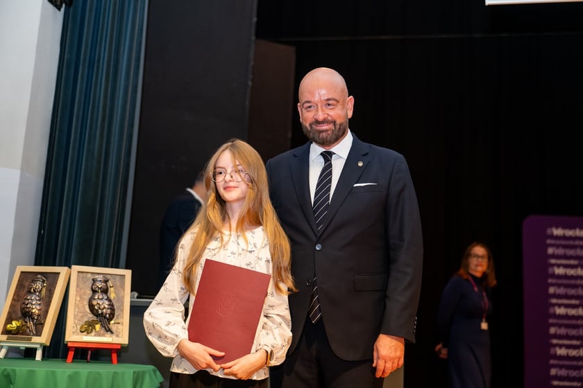 Stypendia dla uczniów w ramach „Wrocławskiego Programu Wspierania Uzdolnionych - PROMOVERE TALENTA”