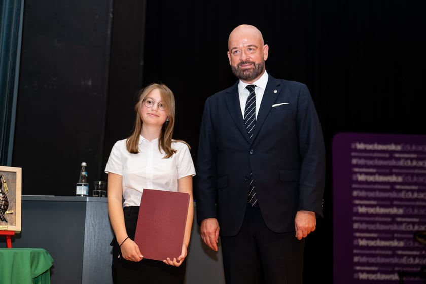 Stypendia dla uczniów w ramach „Wrocławskiego Programu Wspierania Uzdolnionych - PROMOVERE TALENTA”