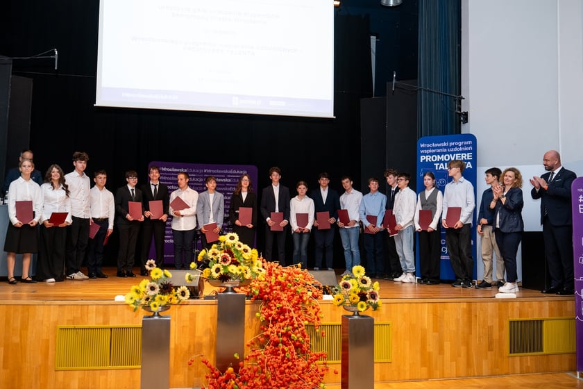 Stypendia dla uczniów w ramach „Wrocławskiego Programu Wspierania Uzdolnionych - PROMOVERE TALENTA”