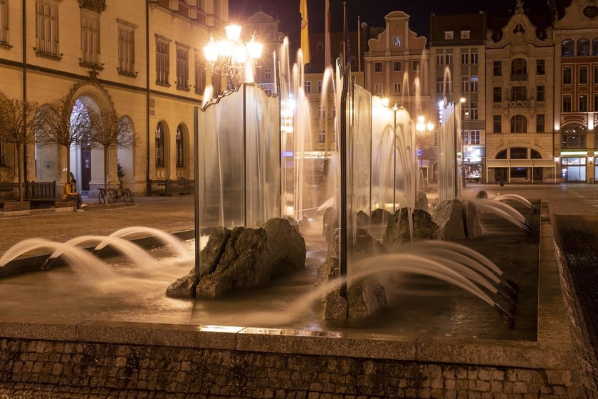 fontanna Smoki na pl. Solnym